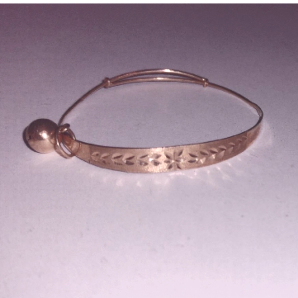18k Gold Jingle Baby Bangle Bracelet